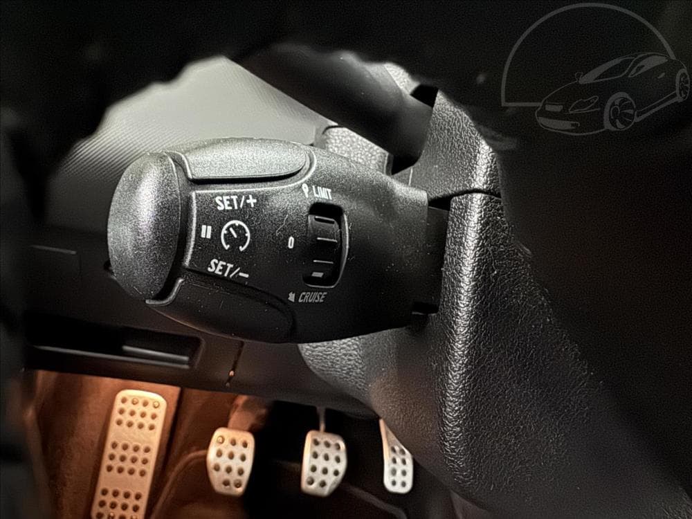 2011 Peugeot 308 - 15