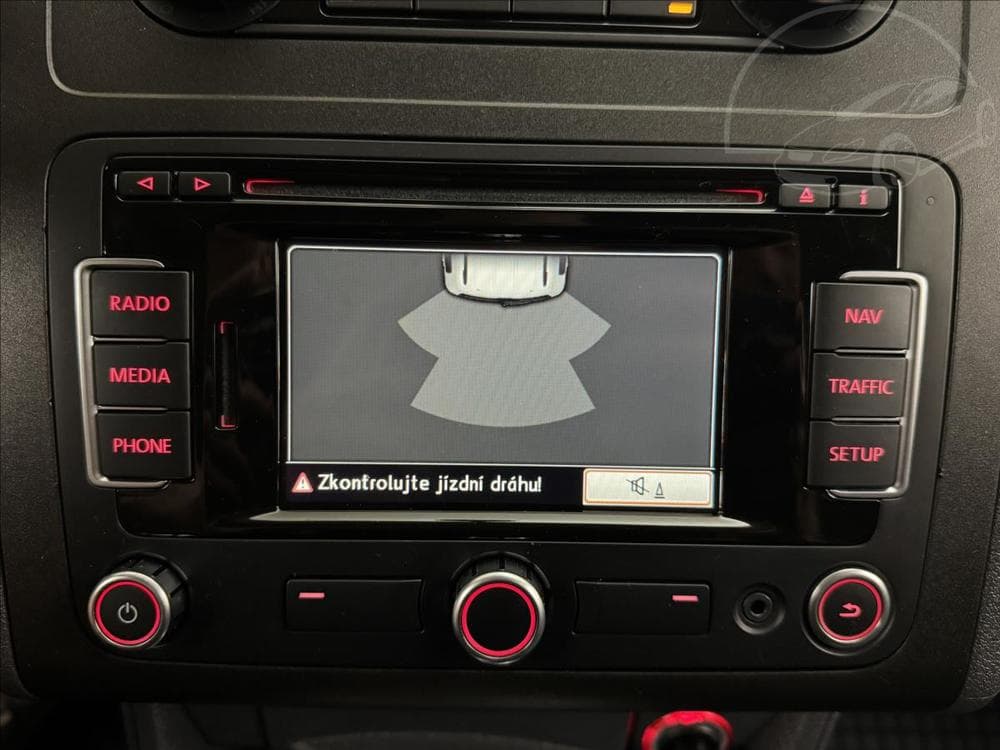 2011 Volkswagen Caddy - 16