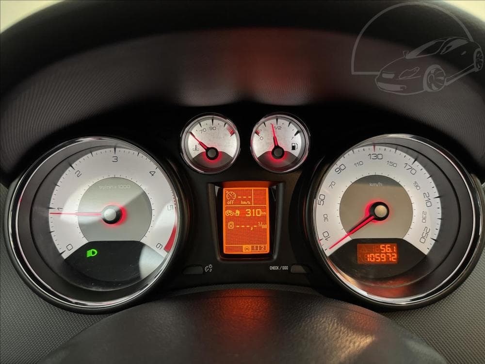 2011 Peugeot 308 - 17