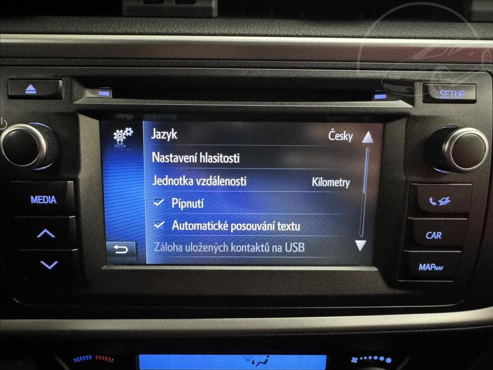 2015 Toyota AURIS - 17