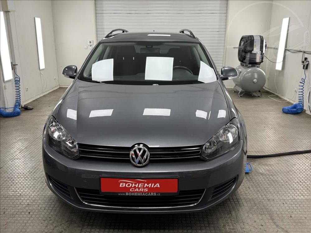 2013 Volkswagen Golf - 2