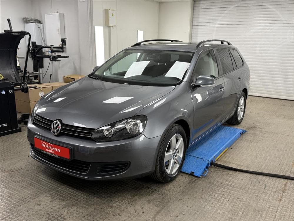 2013 Volkswagen Golf - 3