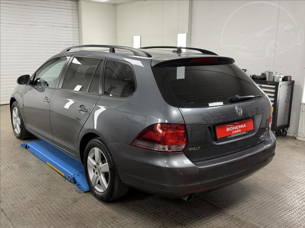 2013 Volkswagen Golf - 4