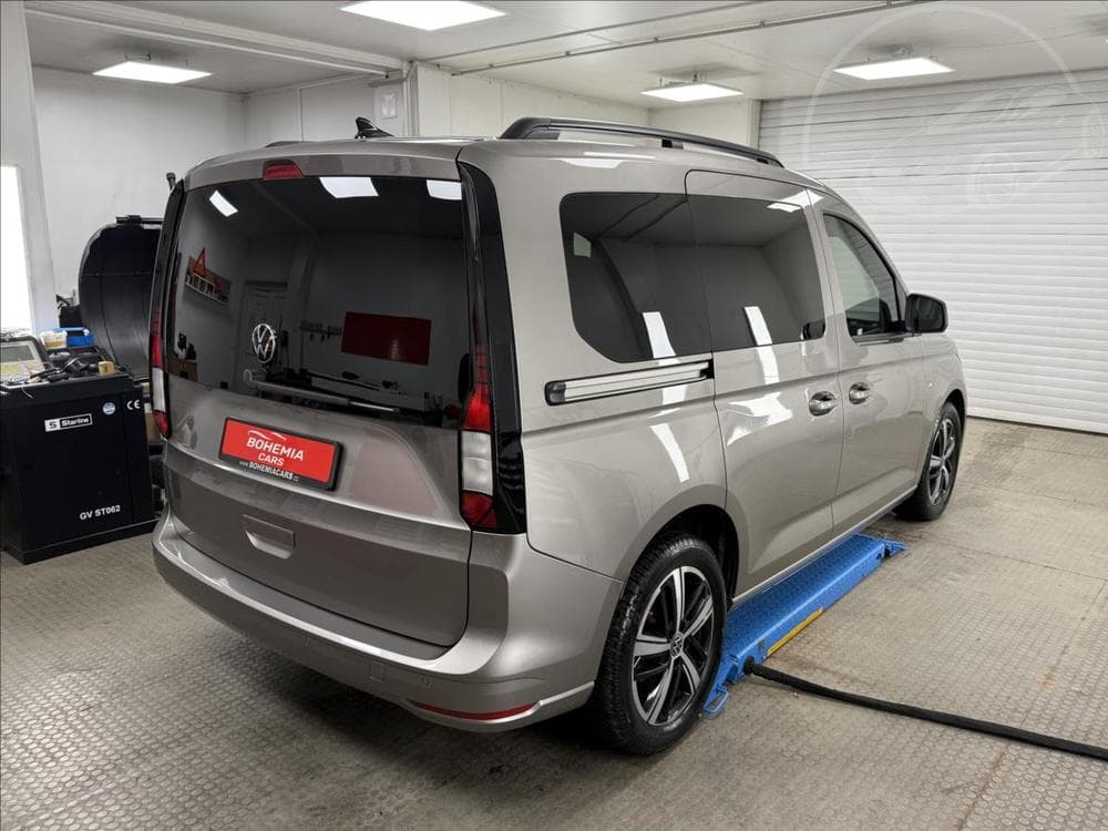 2020 Volkswagen Caddy - 6