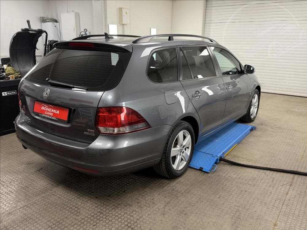 2013 Volkswagen Golf - 6