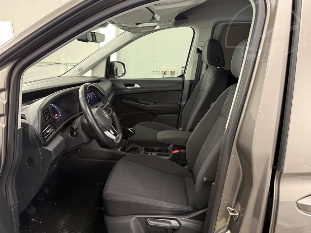 2020 Volkswagen Caddy - 9