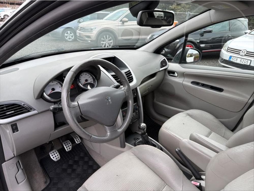 2007 Peugeot 207 - 9