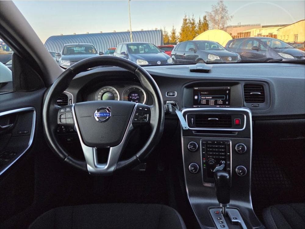 2010 Volvo V60 - 9