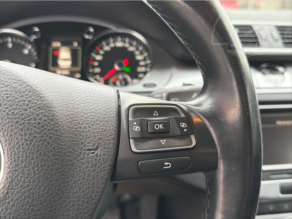 2015 Volkswagen Cc - 13