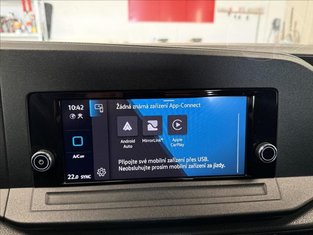 2020 Volkswagen Caddy - 19