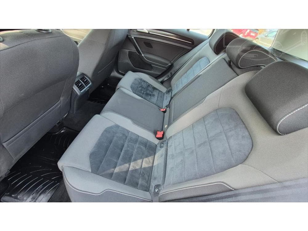 2015 Volkswagen GOLF - 20