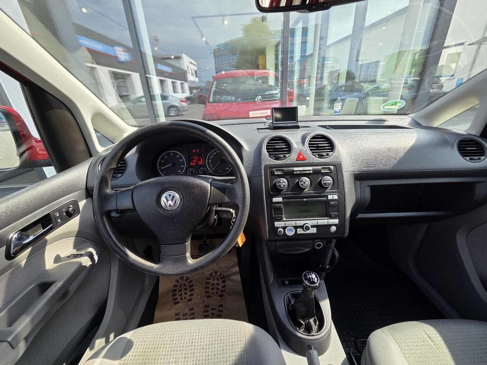 2008 Volkswagen Caddy - 17