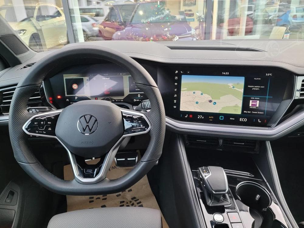 2023 Volkswagen TOUAREG - 58