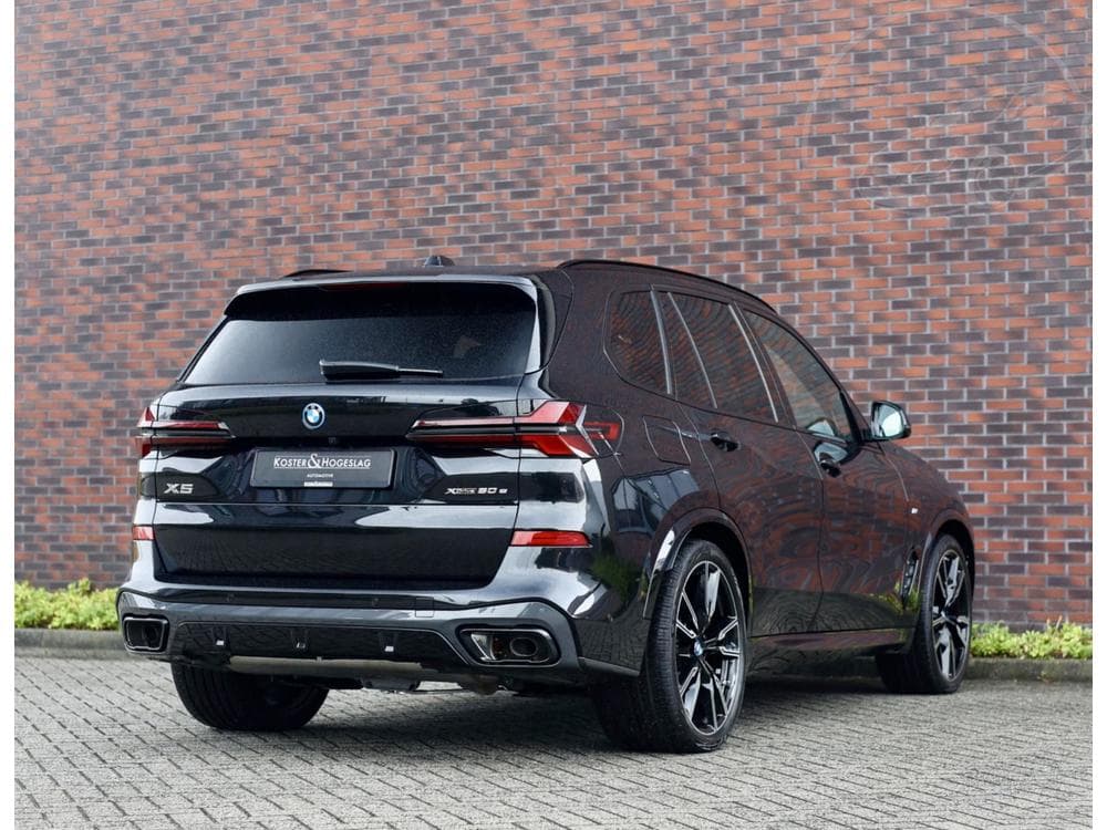 2025 BMW X5 - 4