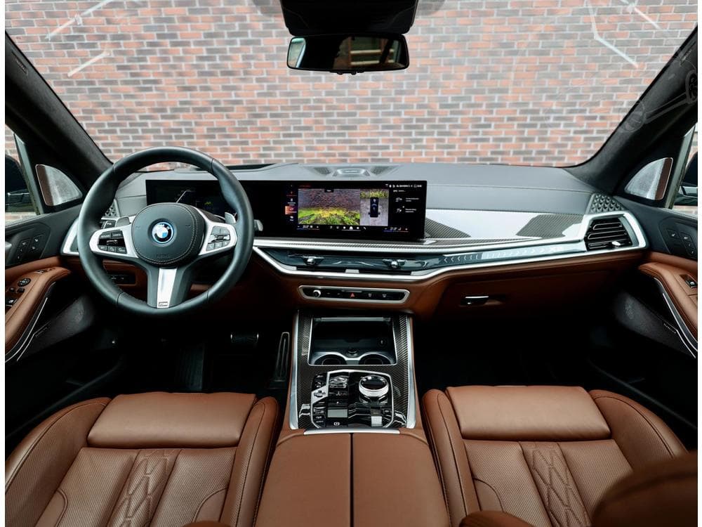 2025 BMW X5 - 7