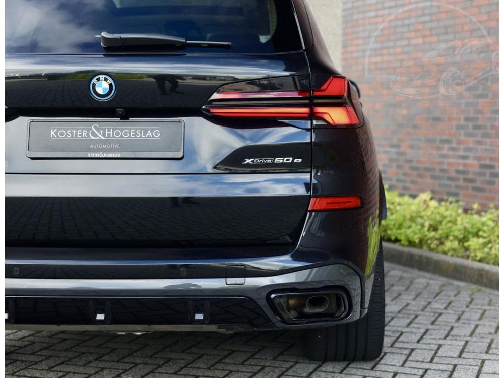 2025 BMW X5 - 16
