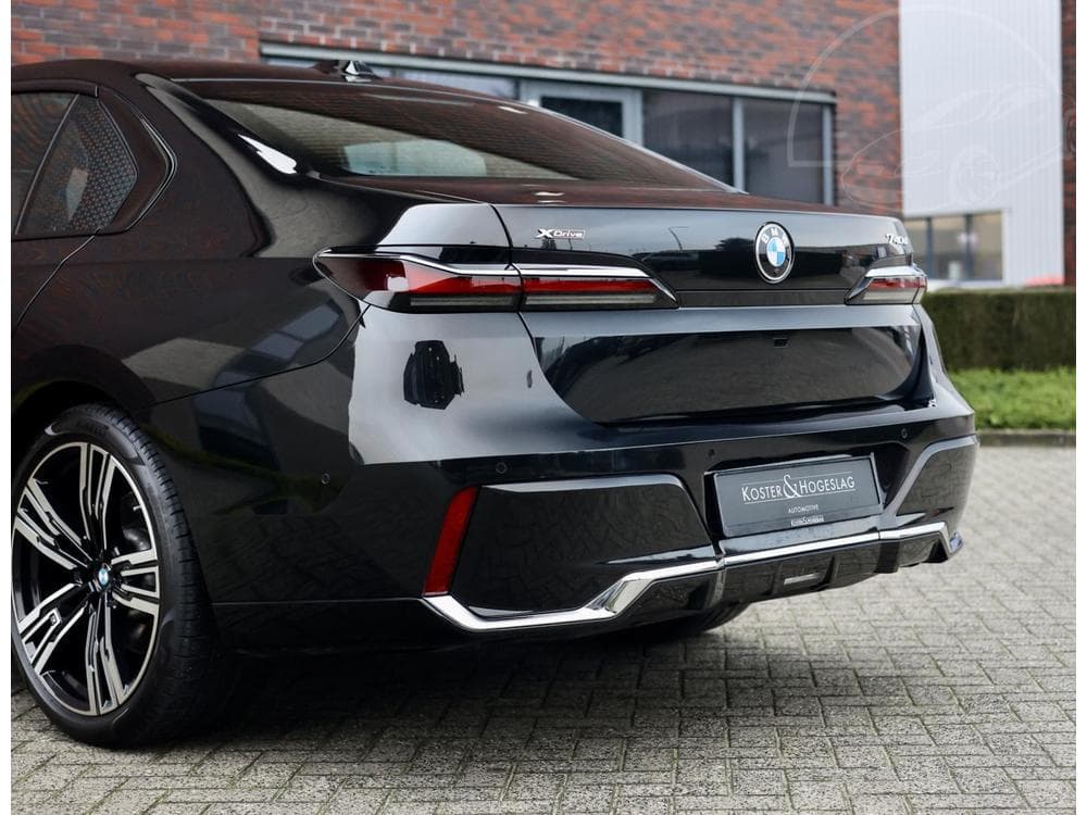 2023 BMW 7-SERIES - 12