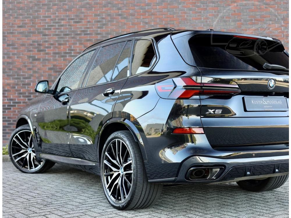 2024 BMW X5 - 25