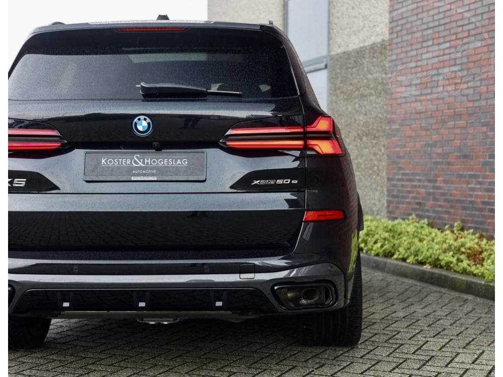 2025 BMW X5 - 31