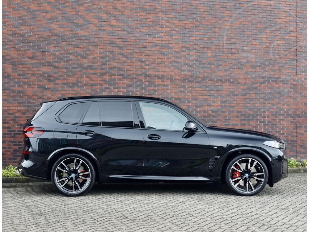 2025 BMW X5 - 34