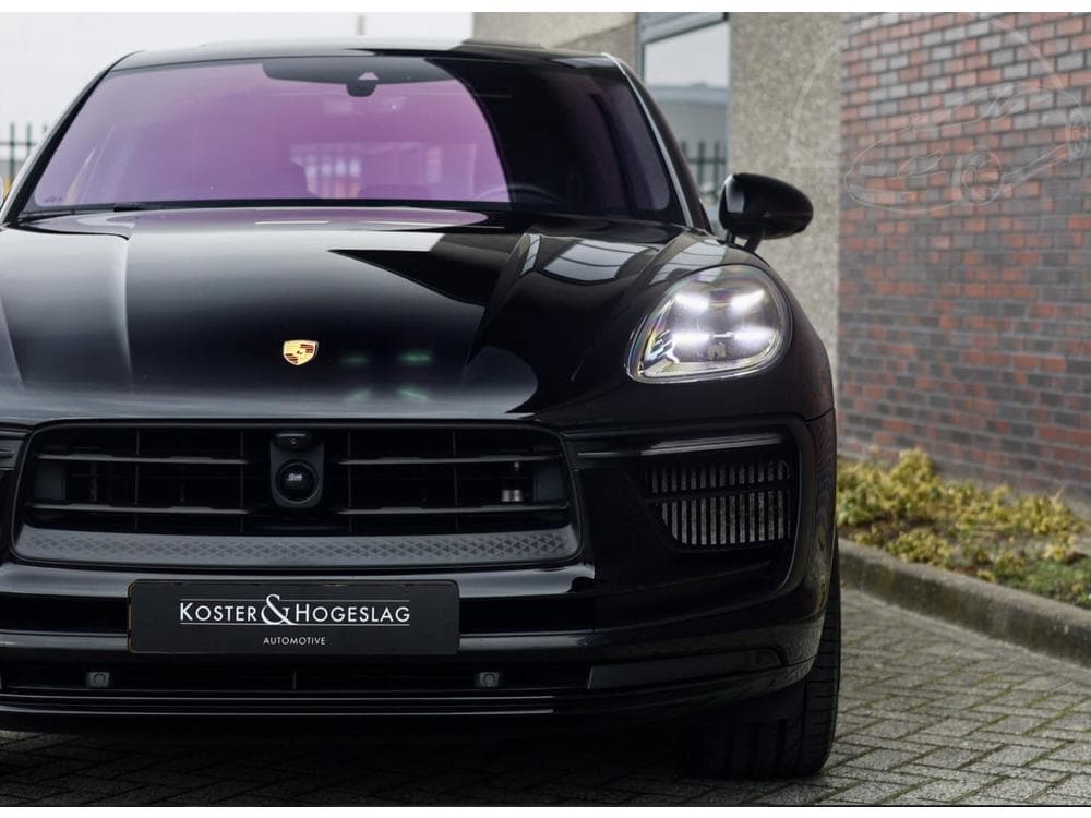 2022 Porsche MACAN - 34
