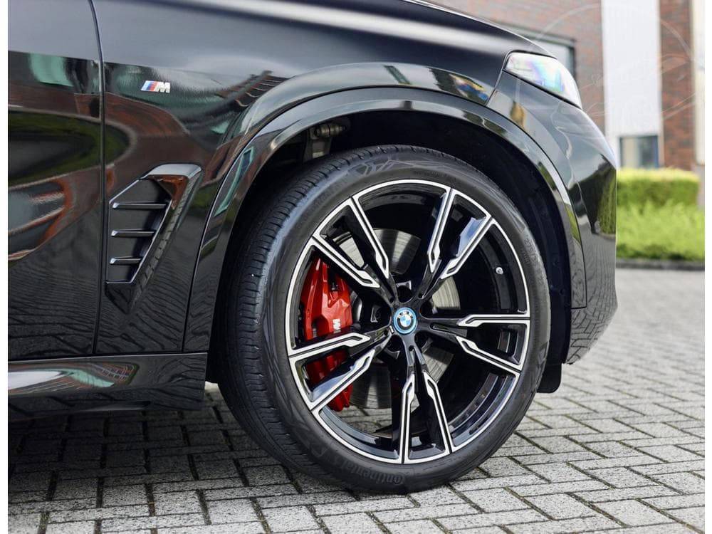 2025 BMW X5 - 37