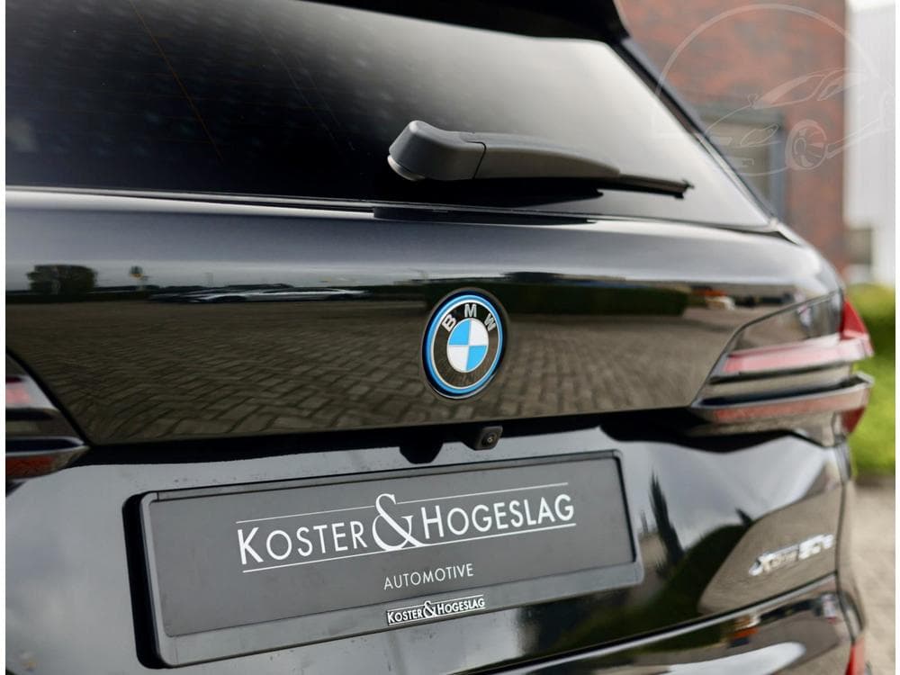 2025 BMW X5 - 40