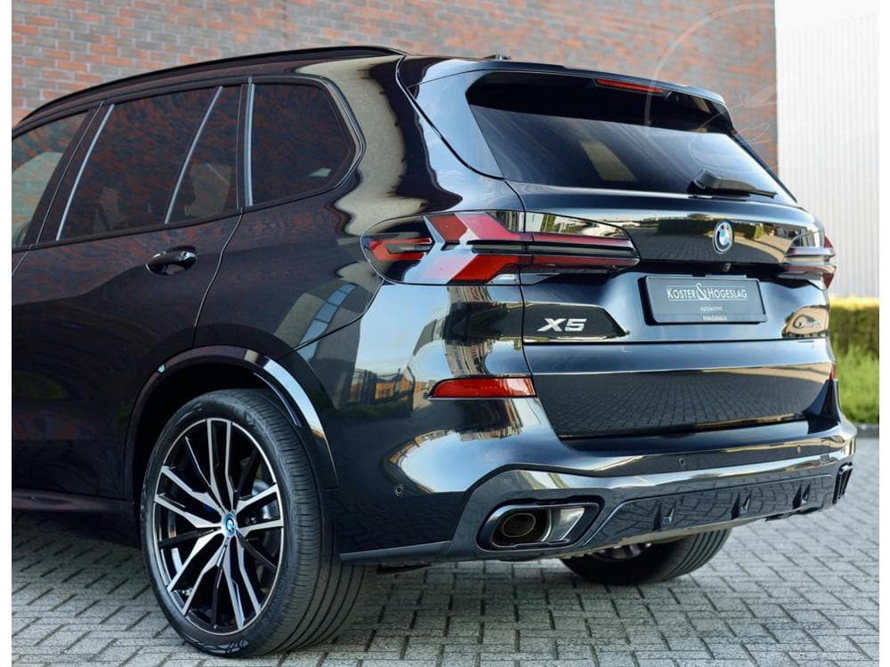 2024 BMW X5 - 43