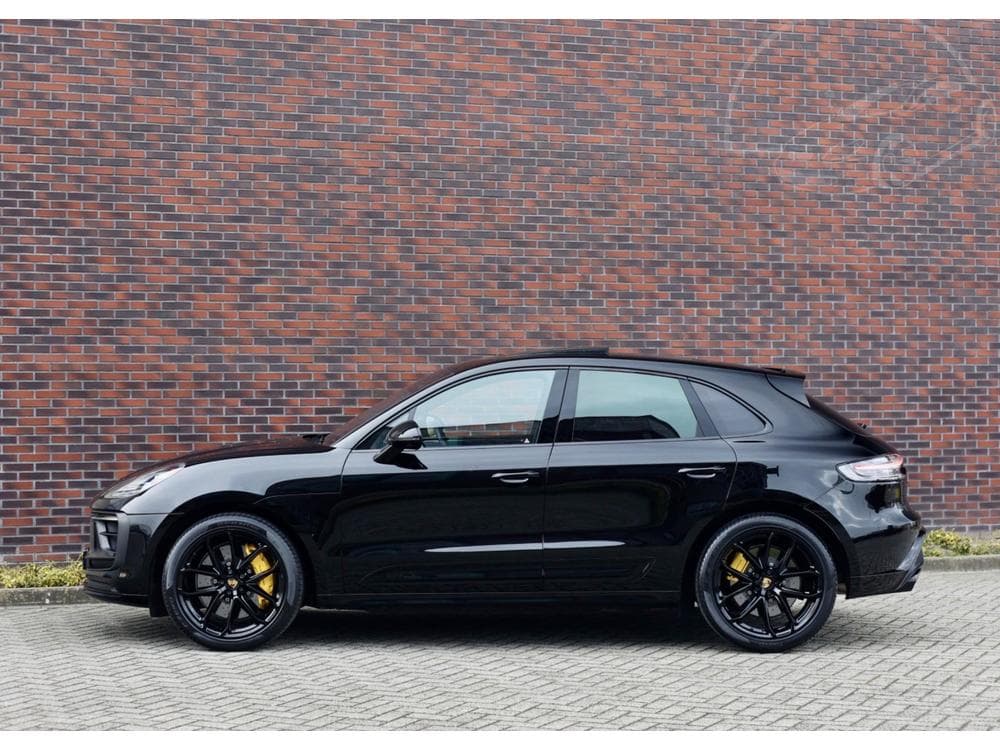 2022 Porsche MACAN - 43