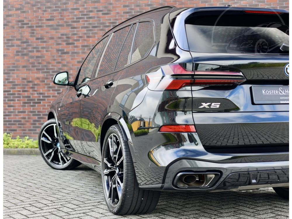 2025 BMW X5 - 49
