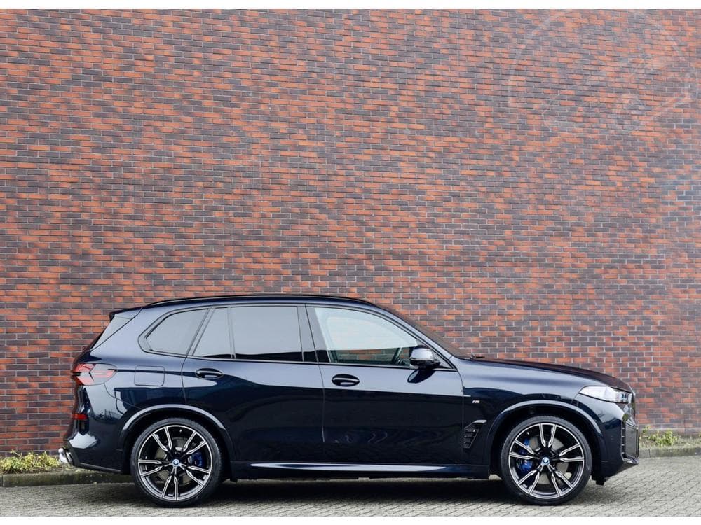 2023 BMW X5 - 49