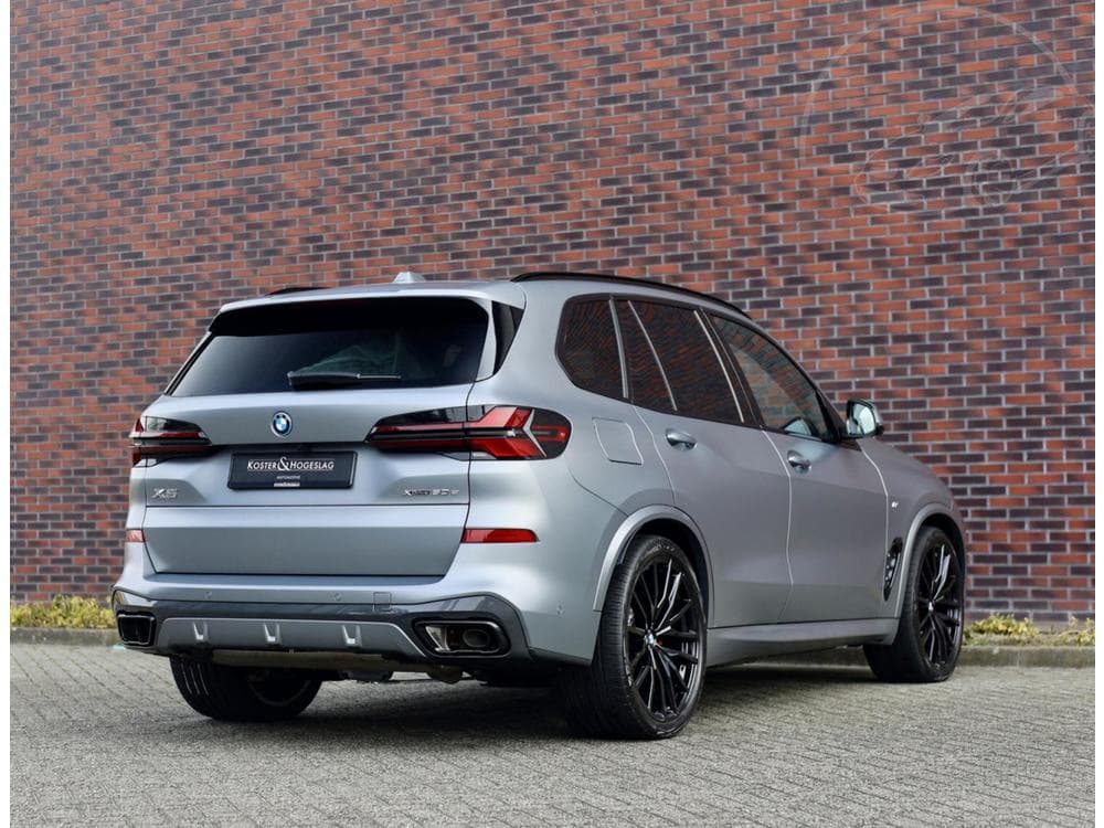 2024 BMW X5 - 52