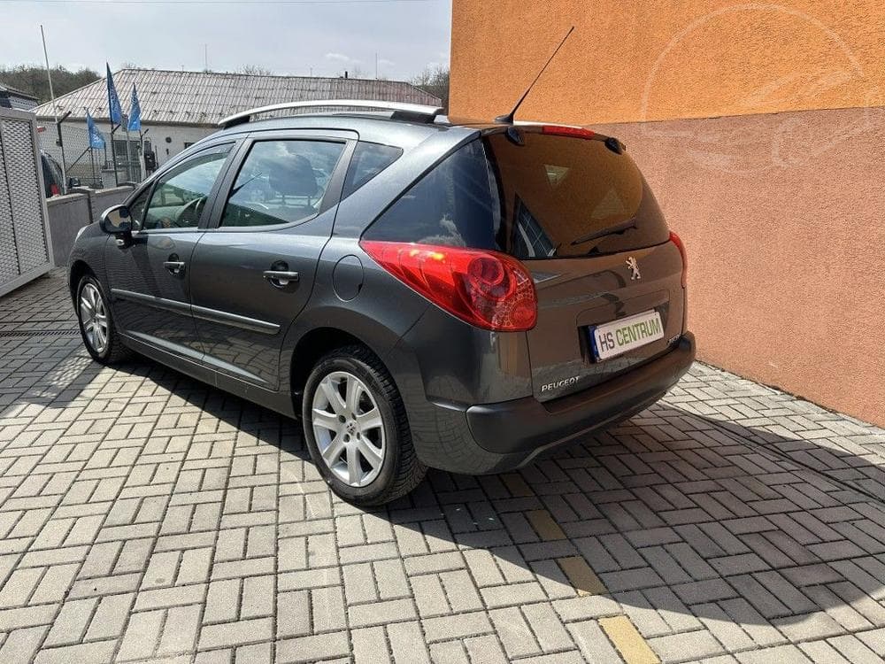 2008 Peugeot 207 - 8