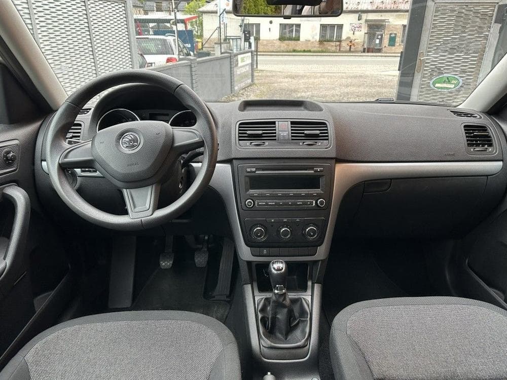 2015 Škoda YETI - 19