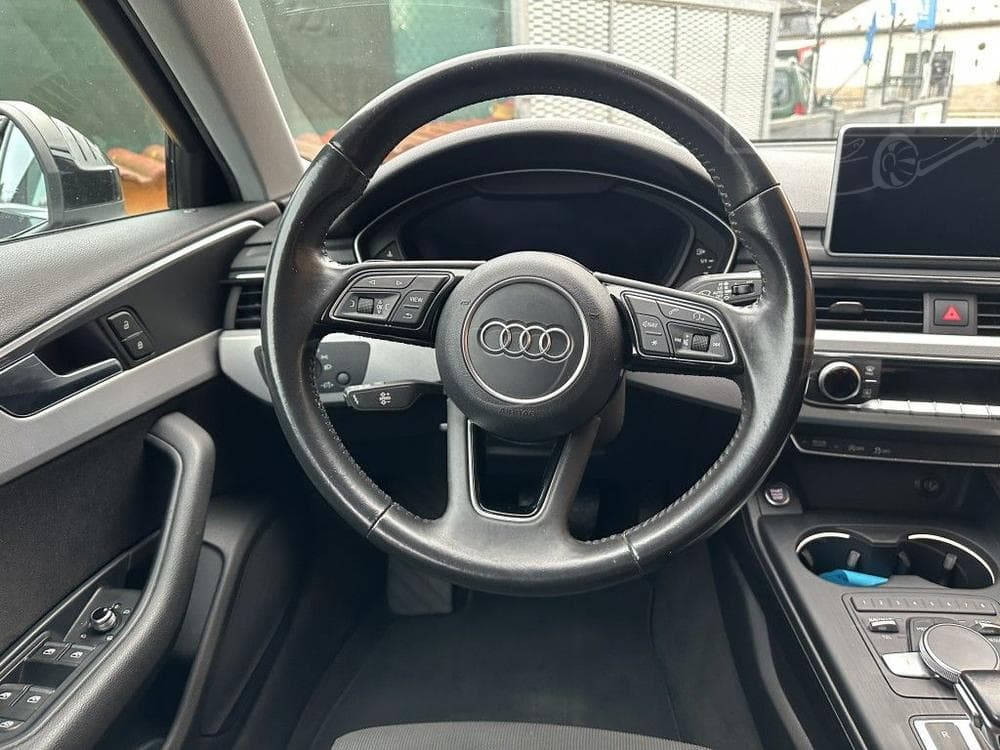 2016 Audi A4 - 11