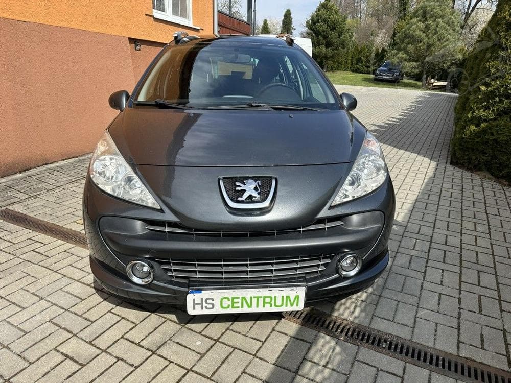 2008 Peugeot 207 - 11