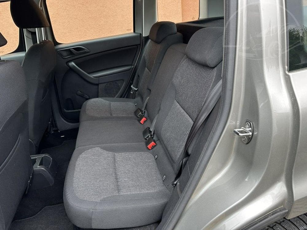 2015 Škoda YETI - 31