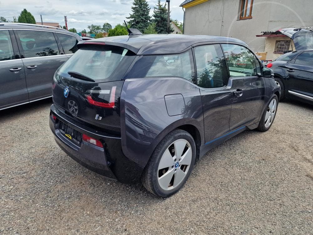 2015 BMW i3 - 4