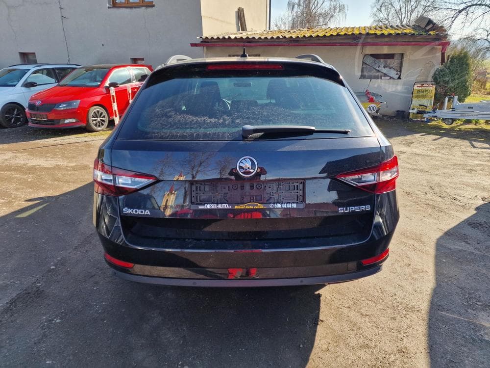 2016 Škoda SUPERB - 13