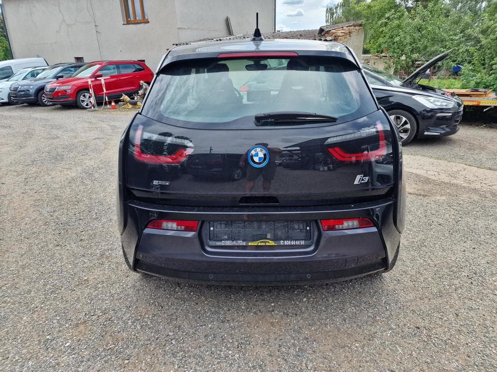2015 BMW i3 - 5