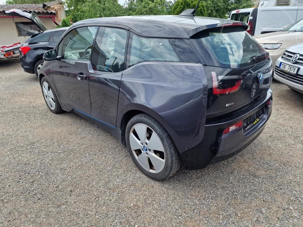 2015 BMW i3 - 6
