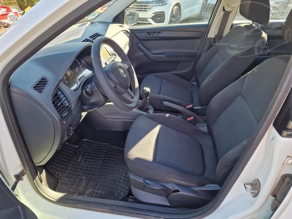 2016 Škoda FABIA - 13