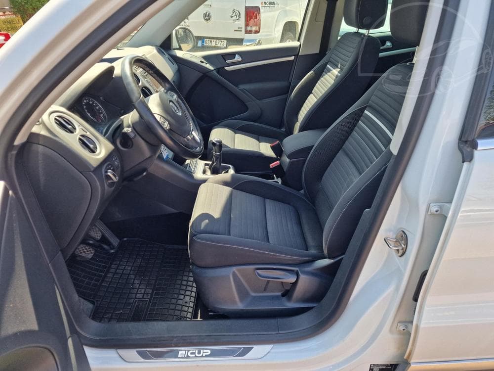 2015 Volkswagen TIGUAN - 19