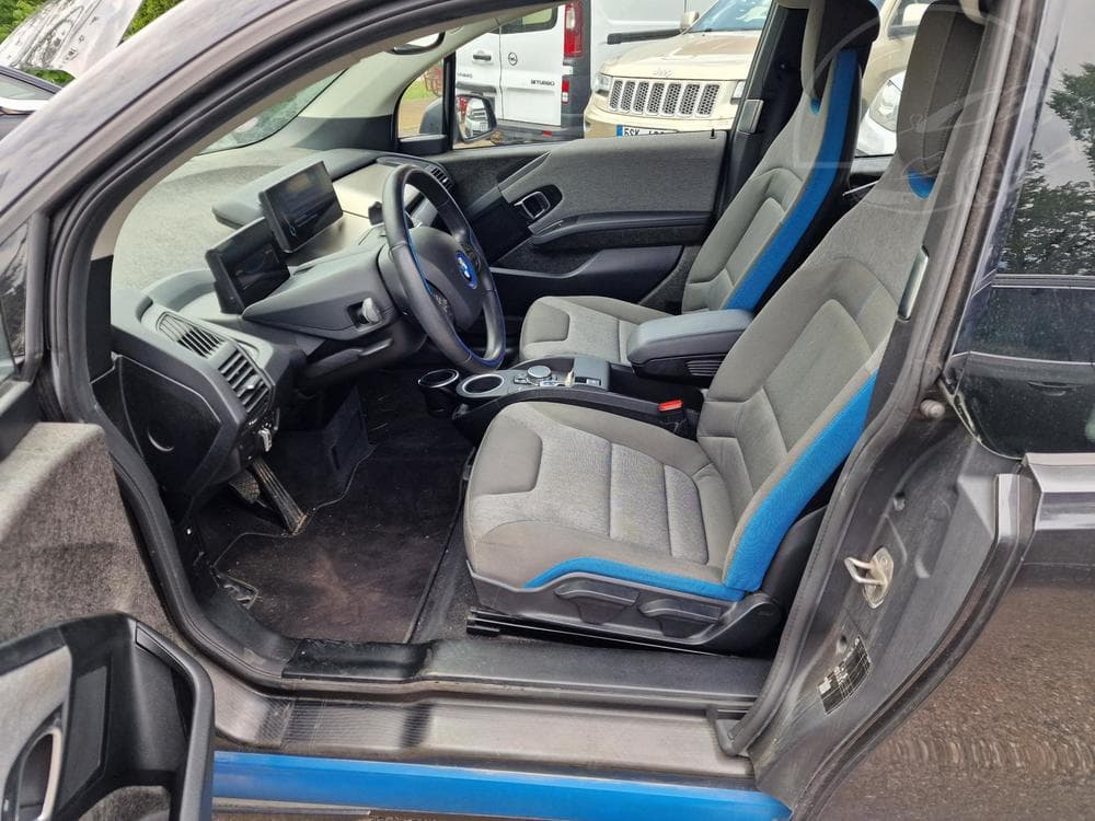 2015 BMW i3 - 7