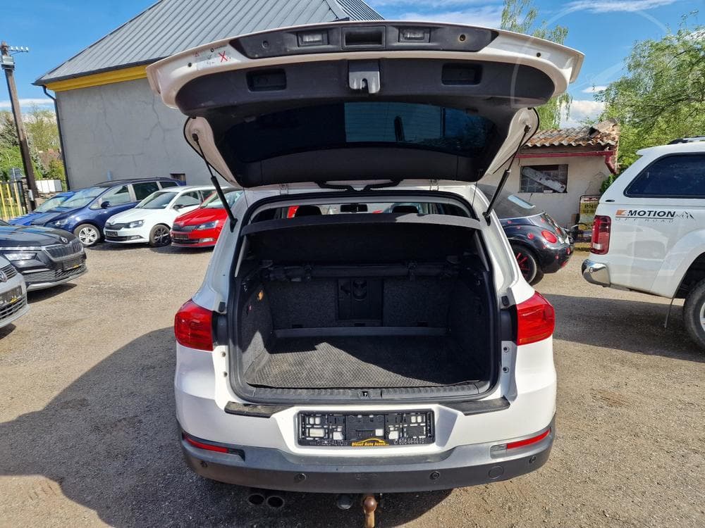 2013 Volkswagen TIGUAN - 9