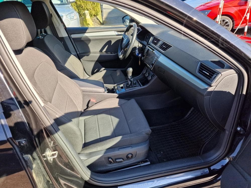2016 Škoda SUPERB - 28