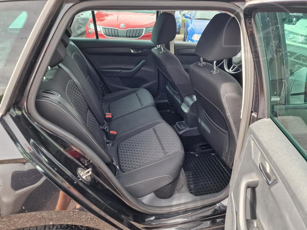 2015 Škoda FABIA - 10