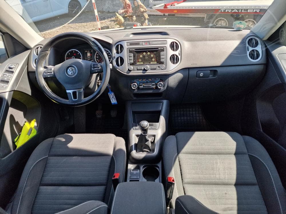 2015 Volkswagen TIGUAN - 34