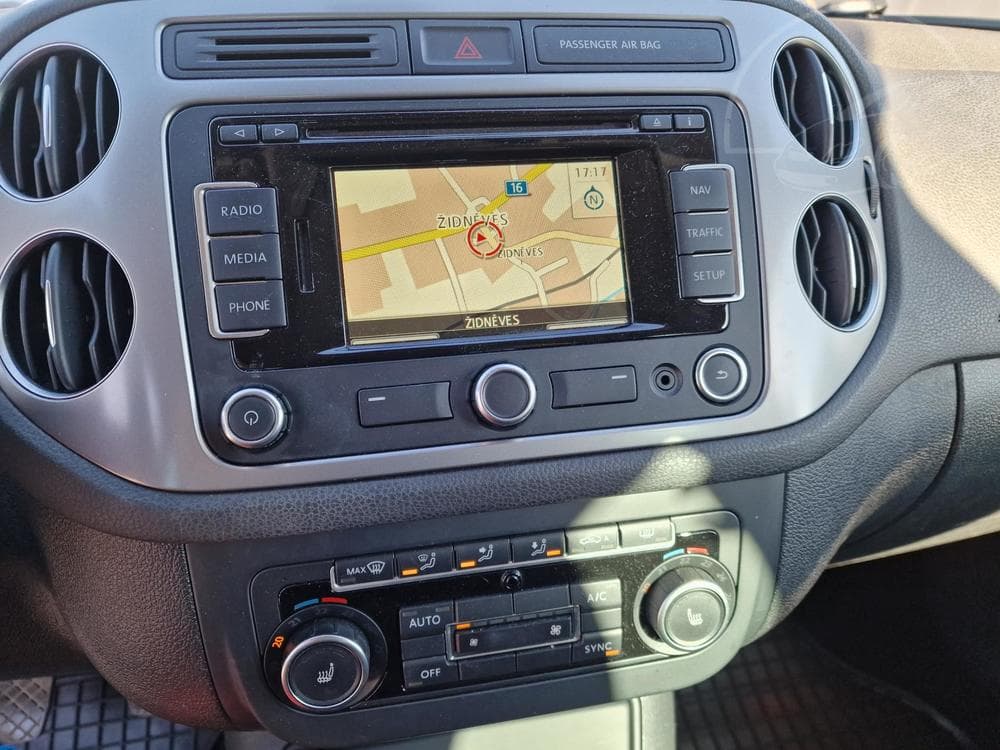 2015 Volkswagen TIGUAN - 37