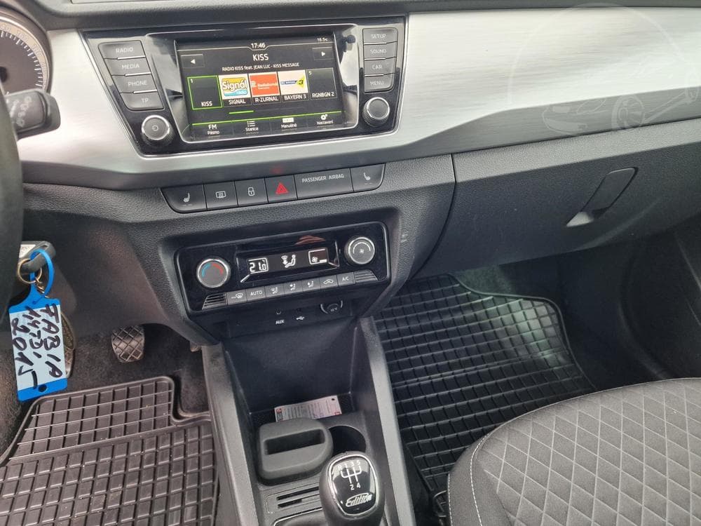 2015 Škoda FABIA - 13